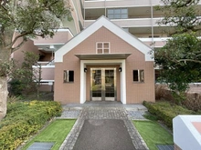 【埼玉県/吉川市きよみ野】ウッドパーク吉川きよみ野 C棟 アプローチ