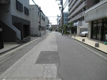 【埼玉県/越谷市南越谷】朝日プラザ越谷 前面道路
