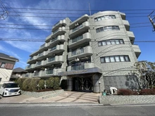 【埼玉県/越谷市蒲生南町】ライオンズマンション越谷南 外観