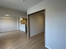 【埼玉県/春日部市粕壁東】エクレール春日部III リビング・ダイニング