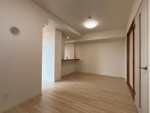 【埼玉県/越谷市北越谷】ベルドゥムール北越谷駅前 リビング・ダイニング