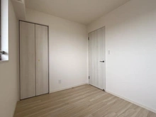 【埼玉県/越谷市北越谷】ベルドゥムール北越谷駅前 洋室