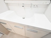 【千葉県/松戸市松戸新田】エステ・スクエア松戸 洗面所