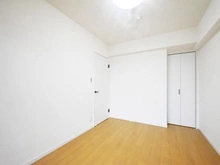 【千葉県/松戸市松戸新田】エステ・スクエア松戸 洋室