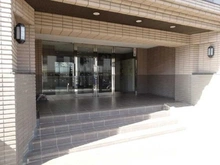 【千葉県/松戸市常盤平】ライオンズマンション常盤平さくら通り アプローチ