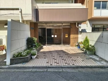 【千葉県/柏市明原】ブルーハイツ柏 エントランス