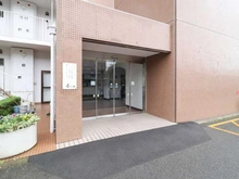 【千葉県/松戸市新松戸北】新松戸ファミールハイツ 4号棟 アプローチ