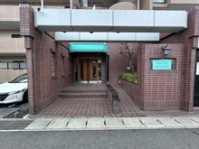 【千葉県/松戸市小根本】ワコーレ松戸 アプローチ