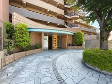 【埼玉県/越谷市大字袋山】 レクセルプラッツァせんげん台弐番館 アプローチ