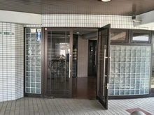 【埼玉県/草加市旭町】ヴィーヴル草加旭町 エントランス