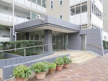 【千葉県/松戸市新松戸】 新松戸東パークハウス C棟 アプローチ