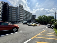 【千葉県/柏市あけぼの】メイツ柏 C棟 駐車場