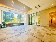 【埼玉県/三郷市新三郷ららシティ】パークホームズLaLa新三郷 エントランス