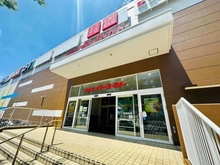 【埼玉県/三郷市新三郷ららシティ】パークホームズLaLa新三郷 イトーヨーカドー 食品館新三郷店（現地より約70m）