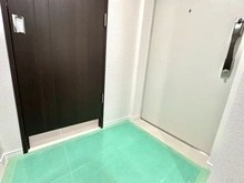 【千葉県/松戸市根本】クリオ松戸伍番館 玄関
