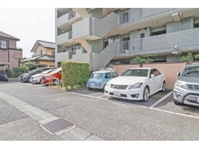 【千葉県/松戸市樋野口】ルネ・リバージュ松戸 駐車場