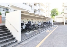 【千葉県/柏市根戸】ウインザーハイム北柏ガーデン 駐輪場