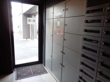 【千葉県/流山市おおたかの森北】レーベン流山おおたかの森Luminia 宅配BOX