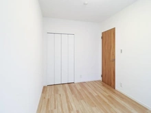 【千葉県/松戸市小金】グランスイート北小金 洋室