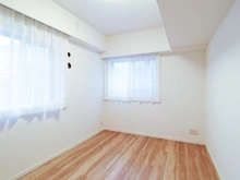 【千葉県/松戸市小金】グランスイート北小金 洋室