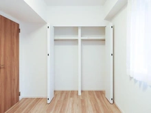 【千葉県/松戸市小金】グランスイート北小金 収納