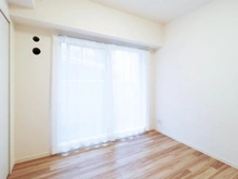 【千葉県/松戸市小金】グランスイート北小金 洋室