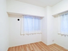 【千葉県/松戸市小金】グランスイート北小金 洋室