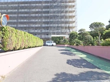【千葉県/船橋市北本町】パスコマンション船橋 アプローチ：大規模修繕工事中