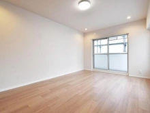 【千葉県/浦安市入船】入船中央エステート 52号棟 リビング・ダイニング：（※大規模修繕工事中）