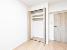 【千葉県/浦安市入船】入船中央エステート 52号棟 洋室