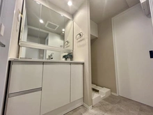 【千葉県/船橋市本郷町】ライオンズマンション西船橋シティ 洗面所