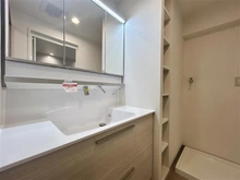 【千葉県/船橋市飯山満町】ライオンズガーデン薬園台 洗面室