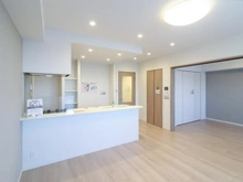 【千葉県/船橋市本郷町】レクセルマンション西船橋 リビング・ダイニング：（奥）洋室