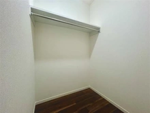 【千葉県/印西市原】アバンドーネ原5番街 7号棟 収納