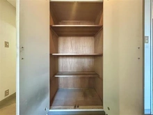 【千葉県/八千代市八千代台南】テラス八千代台 C棟 収納