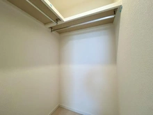 【千葉県/船橋市浜町】ワンダーベイシティ SAZAN Gerden West 収納：ウォークインクローゼット