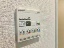 【千葉県/船橋市浜町】ワンダーベイシティ SAZAN Gerden West 浴室換気乾燥暖房機操作パネル