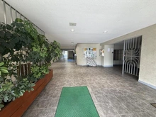 【千葉県/市川市鬼高】日商岩井中山マンション エントランス