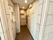 【千葉県/船橋市本郷町】クリオ西船橋壱番館 宅配BOX