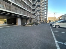 【千葉県/船橋市湊町】ユニーブル船橋 駐車場