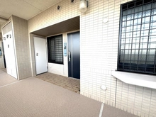 【千葉県/八千代市大和田新田】アルファグランデ八千代中央 ポーチ