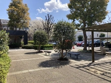 【千葉県/習志野市津田沼】グランドメゾン津田沼 アプローチ