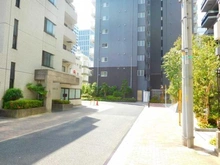 【東京都/港区芝】プラウド芝公園 前面道路