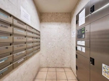 【東京都/墨田区江東橋】サンクチュアリ菊川リバーサイドステージ メールBOX：右側：宅配BOX