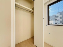 【東京都/江東区扇橋】エンゼルパークソレイユ住吉 収納：約6.0帖のサービスルーム内