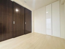 【東京都/江東区東陽】シティテラス東陽町 洋室：リビング横約5帖