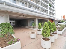 【東京都/足立区青井】日商岩井綾瀬マンション アプローチ
