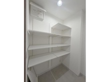 【東京都/新宿区百人町】西戸山タワーホウムズ ノースタワー 収納：シューズインクローゼット