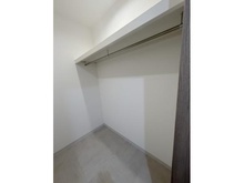 【東京都/新宿区百人町】西戸山タワーホウムズ ノースタワー 収納：シューズインクローゼット