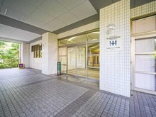 【東京都/新宿区百人町】西戸山タワーホウムズ ノースタワー アプローチ